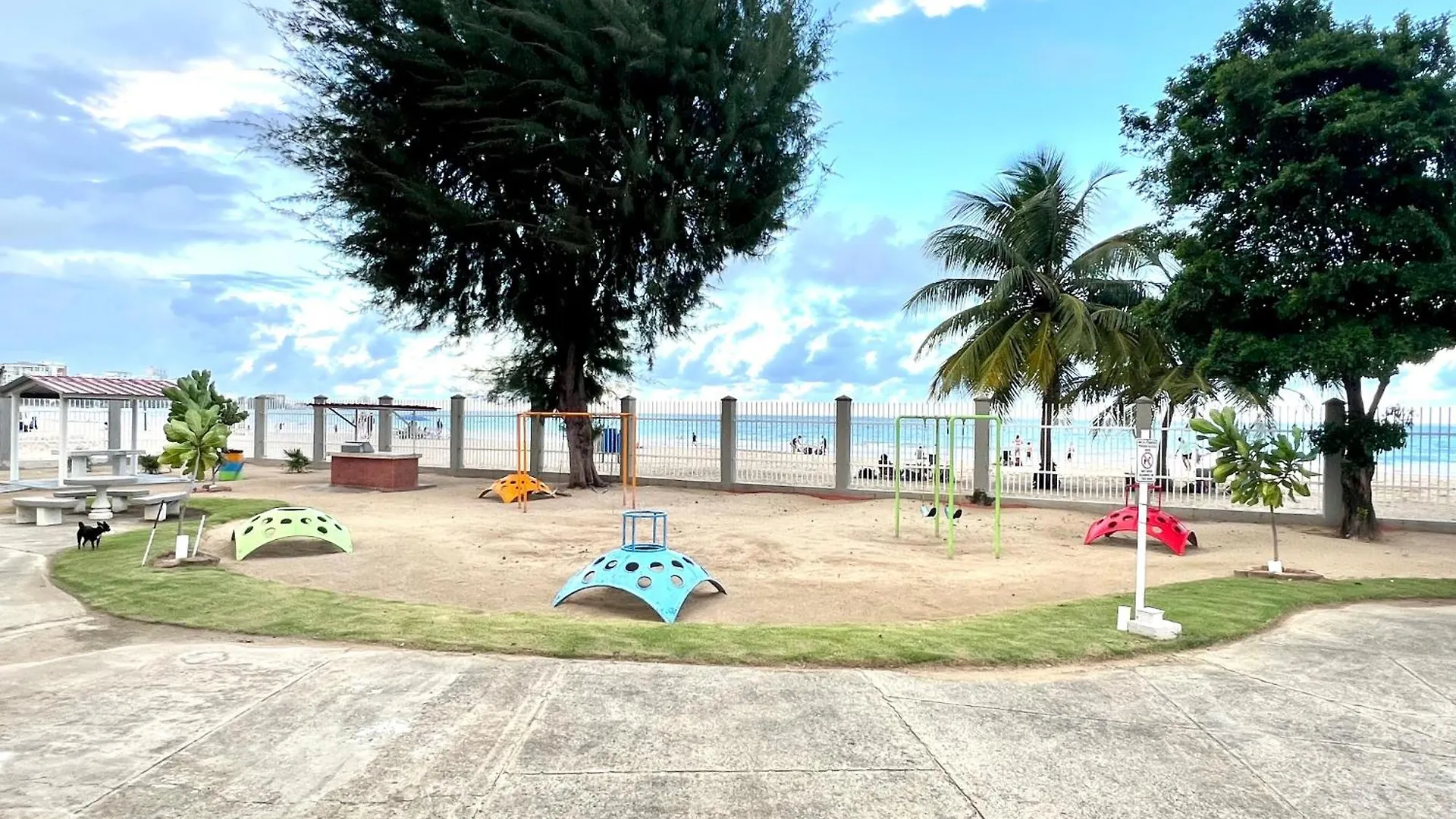 Ocean View Apt On Isla Verde In A 14Th Floor San Juan Apartment