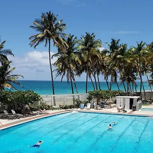 Kasa Brisa Marina Ocean View Balcony Beachfront Apartment